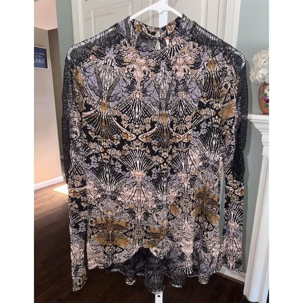 Free People Women's XS Tulip‎ Drape Nouveau Blouse Top Boho Coal Combo Lace
